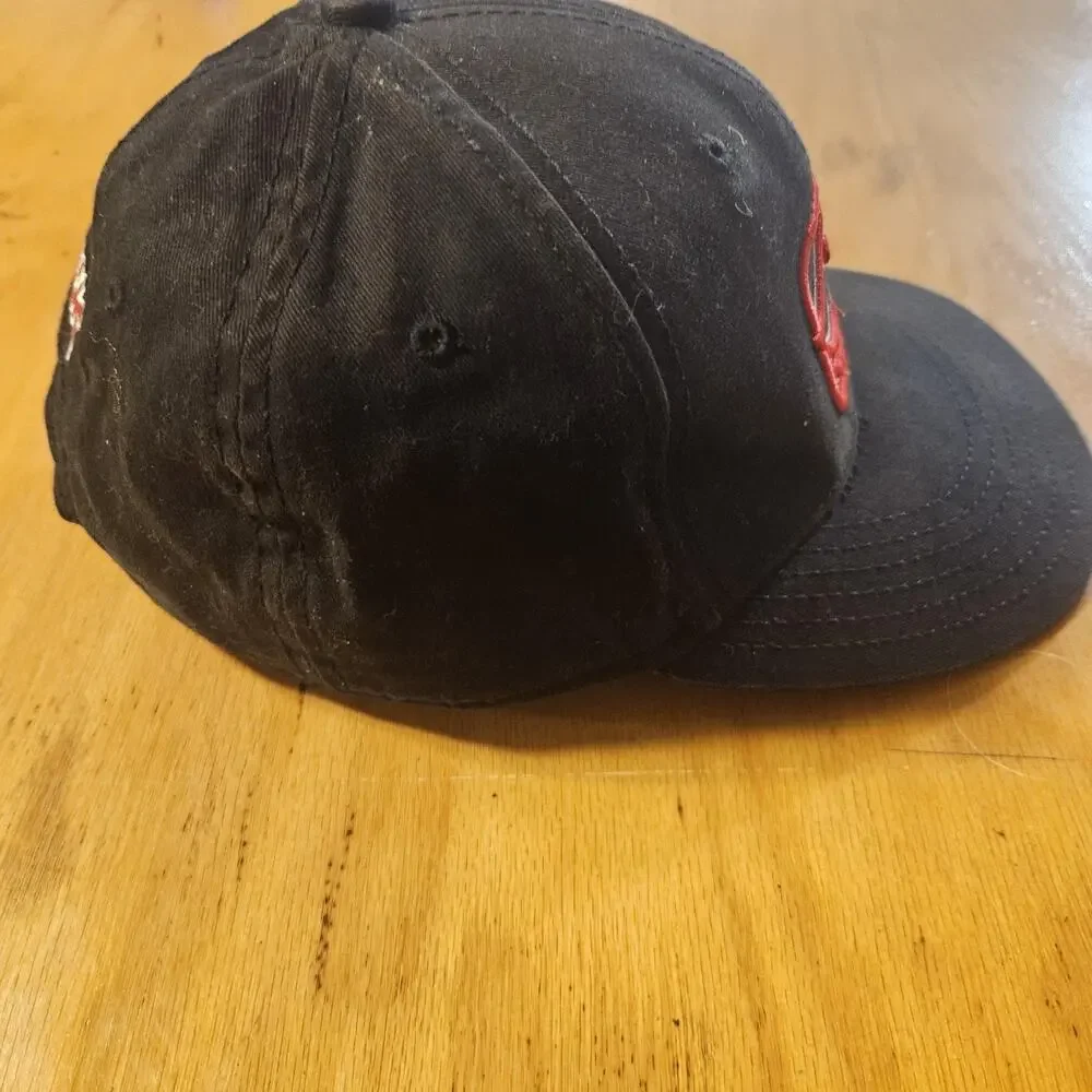 Tony Hawk Hat Cap Strap Back Youth One Size Black Red Embroidered Skateboarding‎